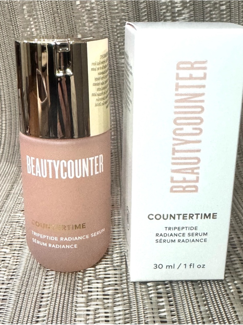 beautycounter Countertime Tripeptide Radiance Serum - 30ml / 1 fl oz NEW is Box